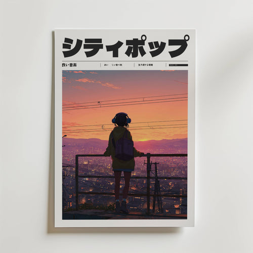 Tokyo Afterglow Poster från Bozetto visar stiliserad japansk text ovanför en melankolisk konstillustration av en person med hörlurar på en balkong som blickar ut över en solnedgångsstadsbild med levande orange och lila himmel.