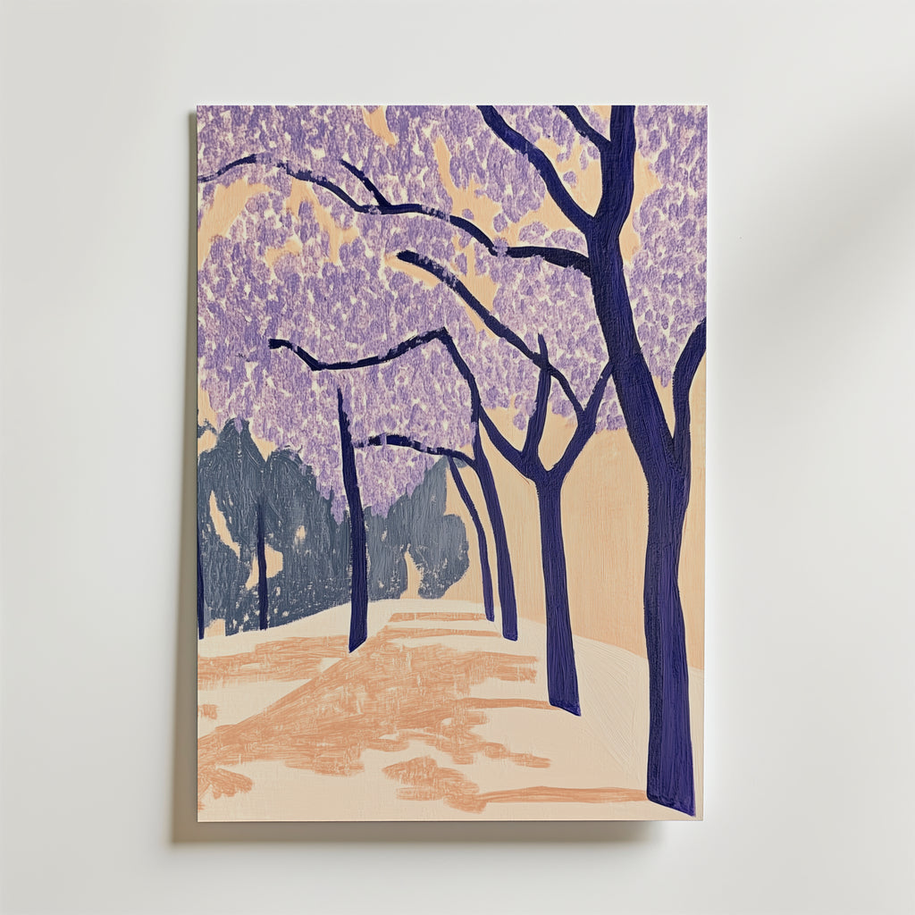 Bozetto Blossoming Cherry Tree Poster visar en minimalistisk trädkantad stig med lila blommor, djärva mörka stammar och mjuka beige-persika toner, allt tryckt på premiumpapper för en raffinerad finish.