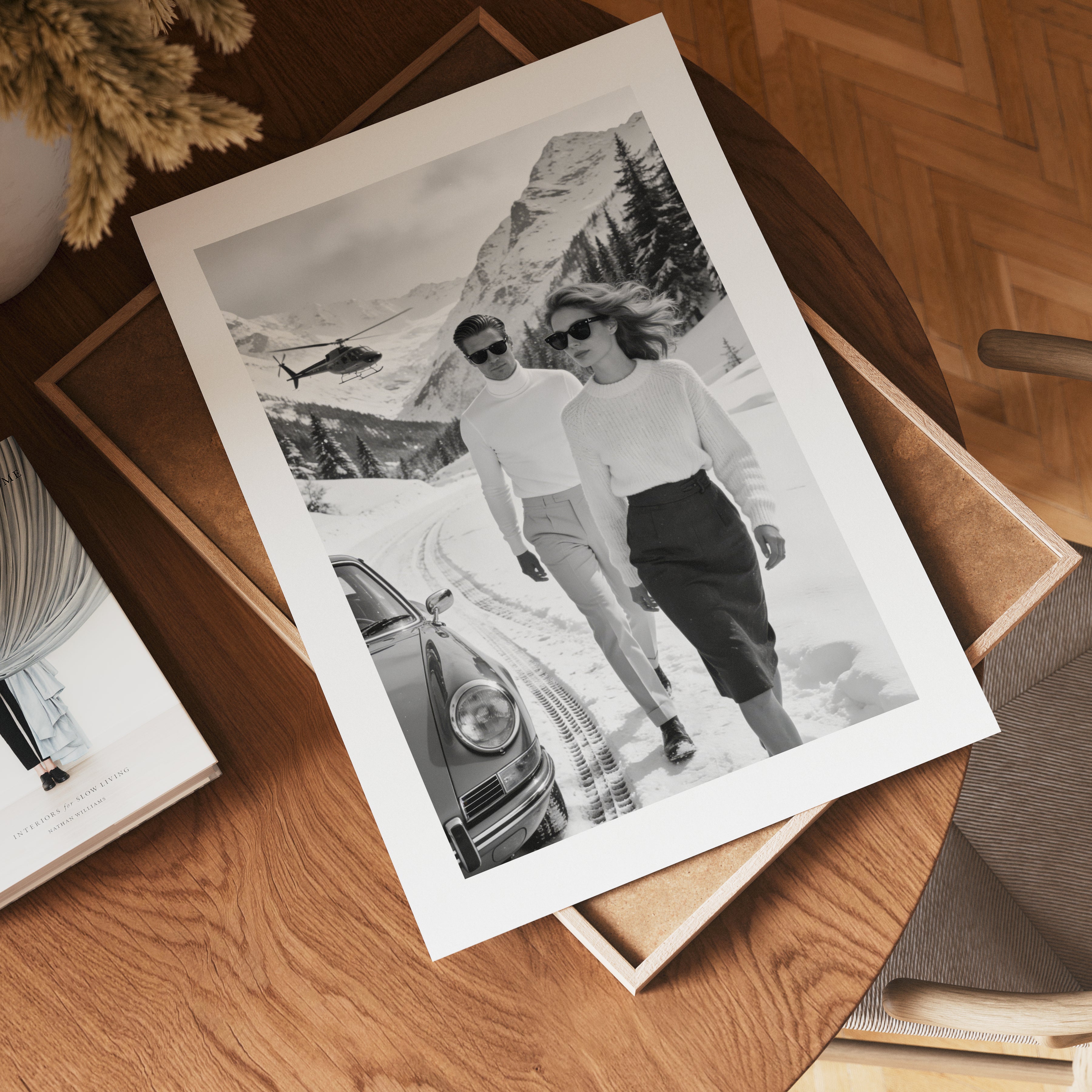 Alpine Noir Elegance Poster – poster väggdekoration inredning – Affischer hos Bozetto