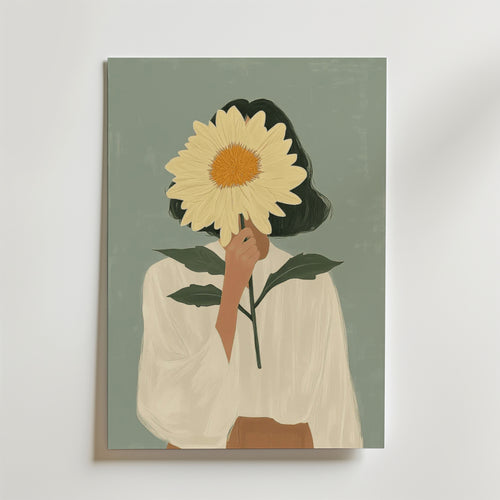 Bozettos Hidden Sunflower No.2 Poster föreställer en person i vit blus som håller i en ljusgul blomma som döljer ansiktet, mot en dovt grön bakgrund. Affischen är tryckt på premiumpapper med en matt finish för en modern och elegant look.