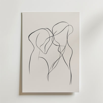 Entwined Souls Poster by Bozetto har minimalistisk line art av två abstrakta figurer som står inför varandra, med eleganta svarta linjer på en vit bakgrund tryckt på premiumpapper för en modern touch.