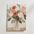 En målning av en glasvas med rosa, vita och röda rosor och gröna blad mot en mjuk, neutral bakgrund, inspirerad av Bozettos Sunset Over Lavender Fields Poster.