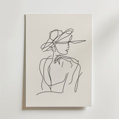 Bozetto Parisian Grace Poster har en minimalistisk linjeteckning av en kvinna med en bredbrättad hatt som utstrålar parisisk charm. Postern är tryckt på premiumpapper och avtecknar sig mot en krispigt vit bakgrund.