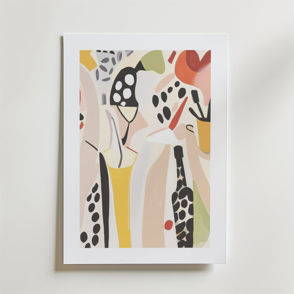 Abstract Dots Poster by Bozetto har djärva former och svarta prickar på vit botten. Den här moderna postern är tryckt på premiumpapper och ger din inredning livfulla accenter i gult, rött, grönt och beige.