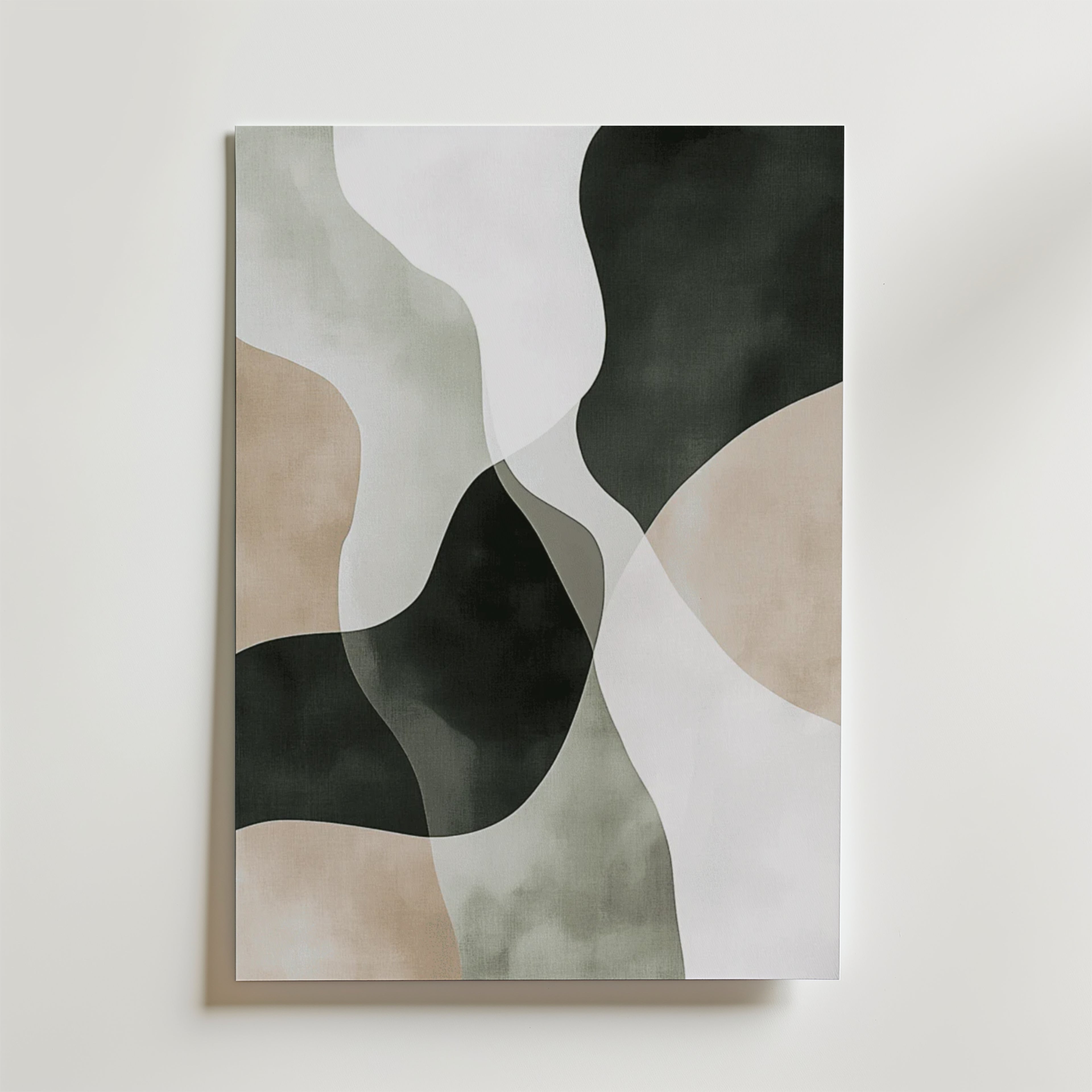 Postern Abstract Green Shapes No.3 Poster by Bozetto har organiska, överlappande former i svart, beige, olivgrönt och vitt på högkvalitativt papper, vilket skapar en modern, flytande komposition på en vit bakgrund.