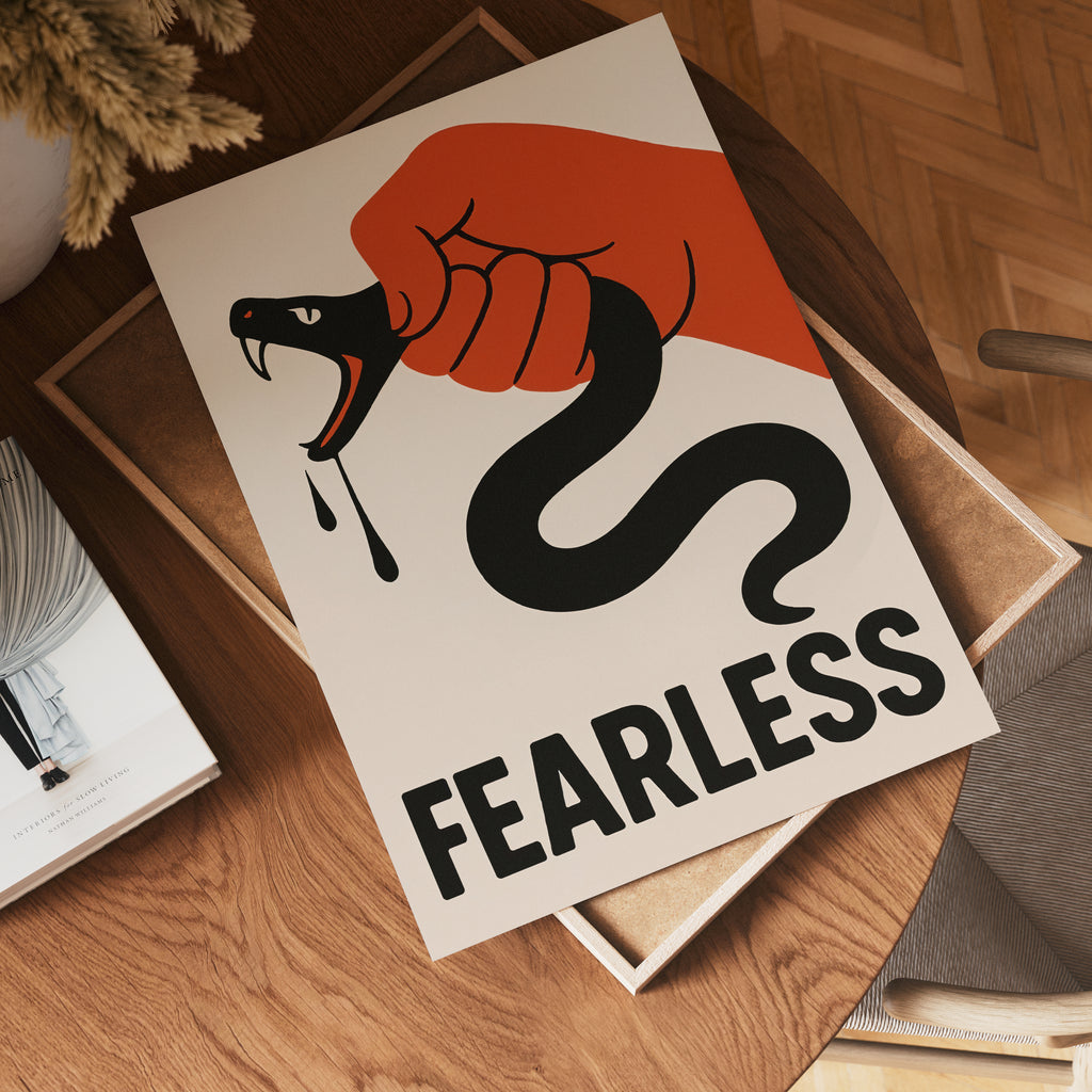 Fearless Poster – poster väggdekoration