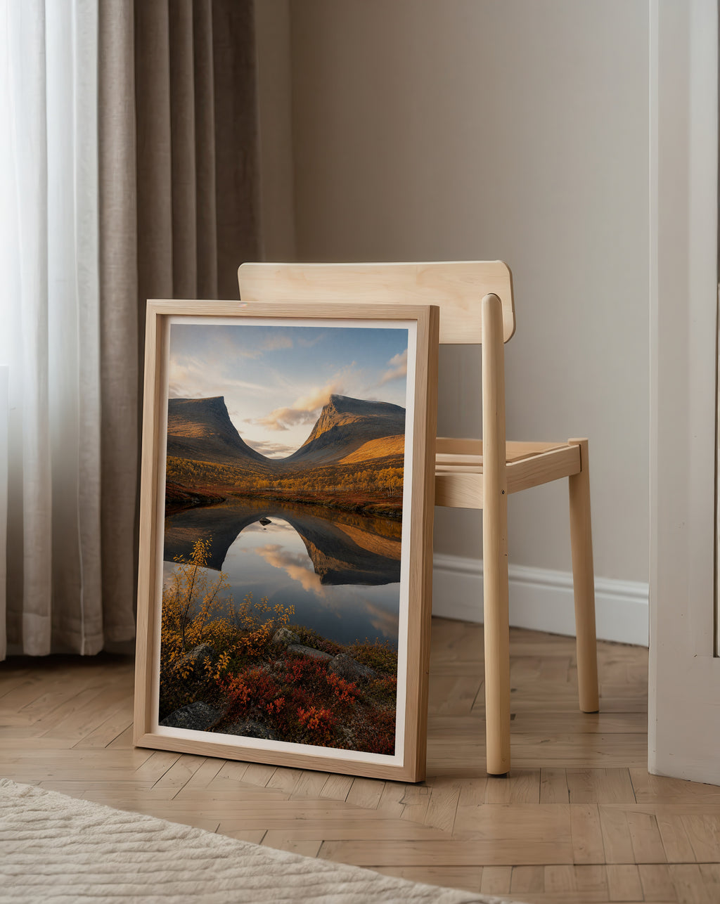 Autumn Mountains Mirror Lake affisch i modernt hem med designer-möbler och stil – Bozetto