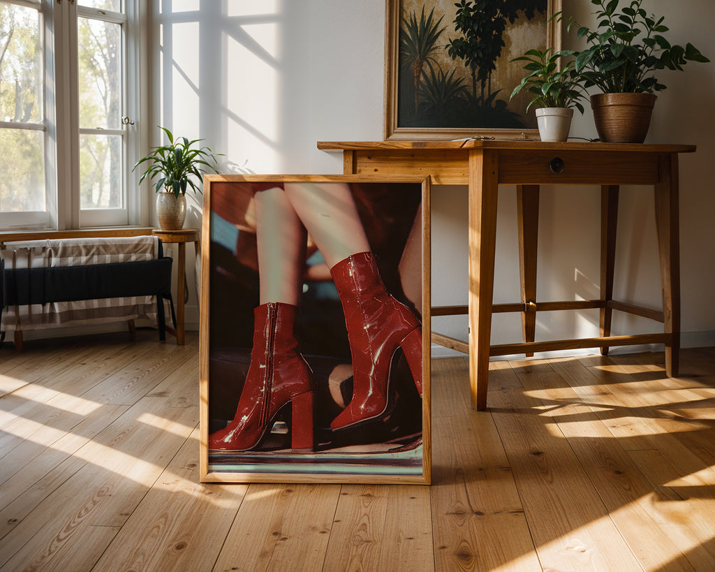 Crimson Heels Poster – poster väggdekoration inredning – Affischer hos Bozetto
