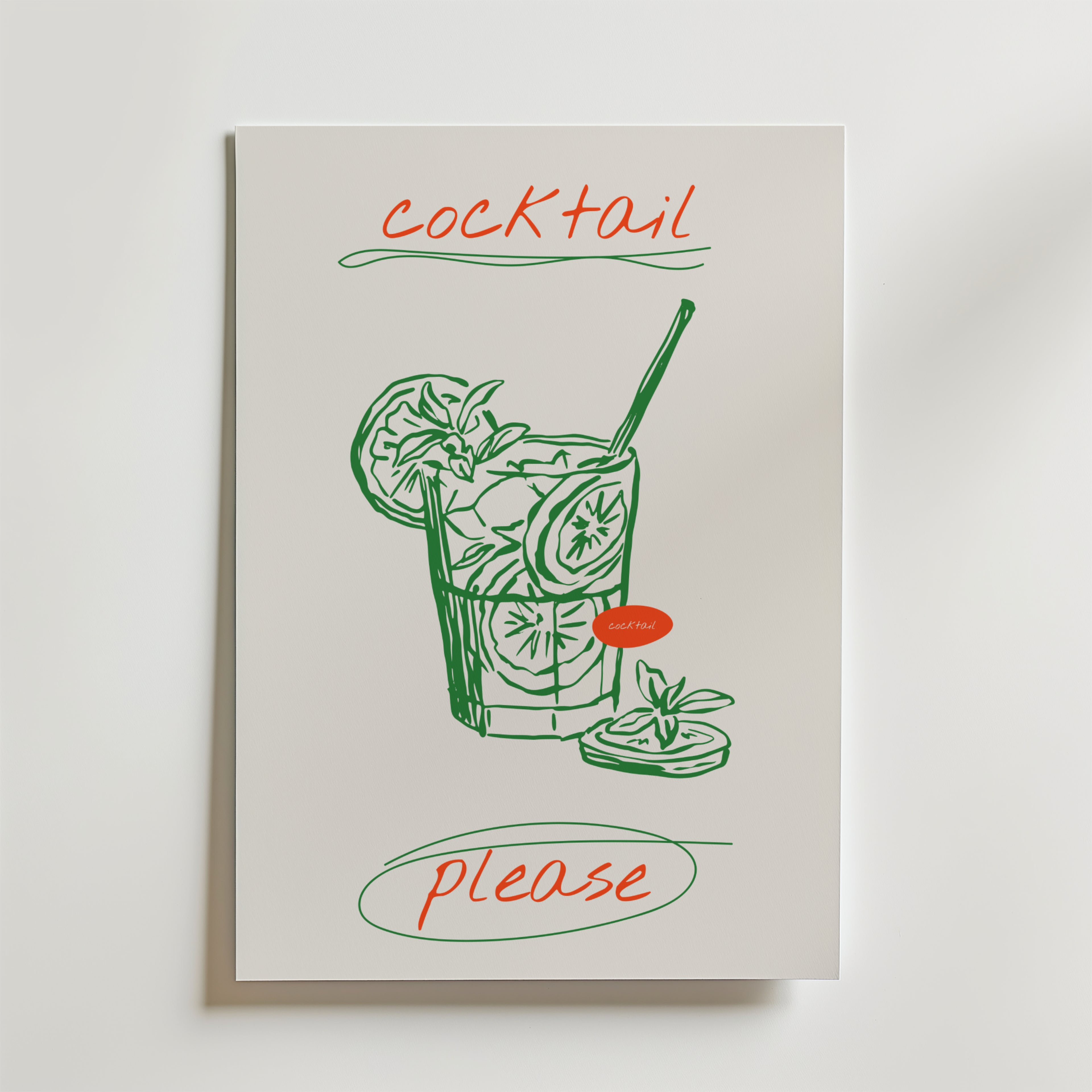 Cocktail Please Poster från Bozetto föreställer en handritad somrig cocktail med lime- och gurkskivor, sugrör och texten "cocktail" och "please" - perfekt köksdekor eller lekfull röd och grön bar art för din vägg.