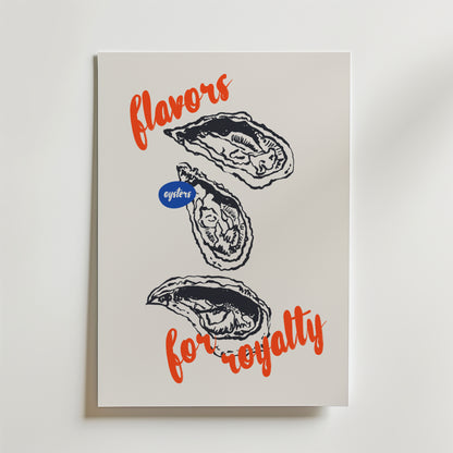 Bozetto Tasty Oyster Poster visar illustrerade ostron, en blå etikett och en röd text med "flavors for royalty" - perfekt gastronomisk konst för alla moderna köksinredningar.