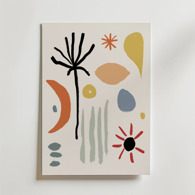 Garden of Shapes Poster by Bozetto har djärva svarta linjer, färgglada organiska former och penseldrag i orange, gult, blått och grått på en vit bakgrund för en minimalistisk och modern look.