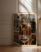 Cherry Smoke Poster – i rum 1