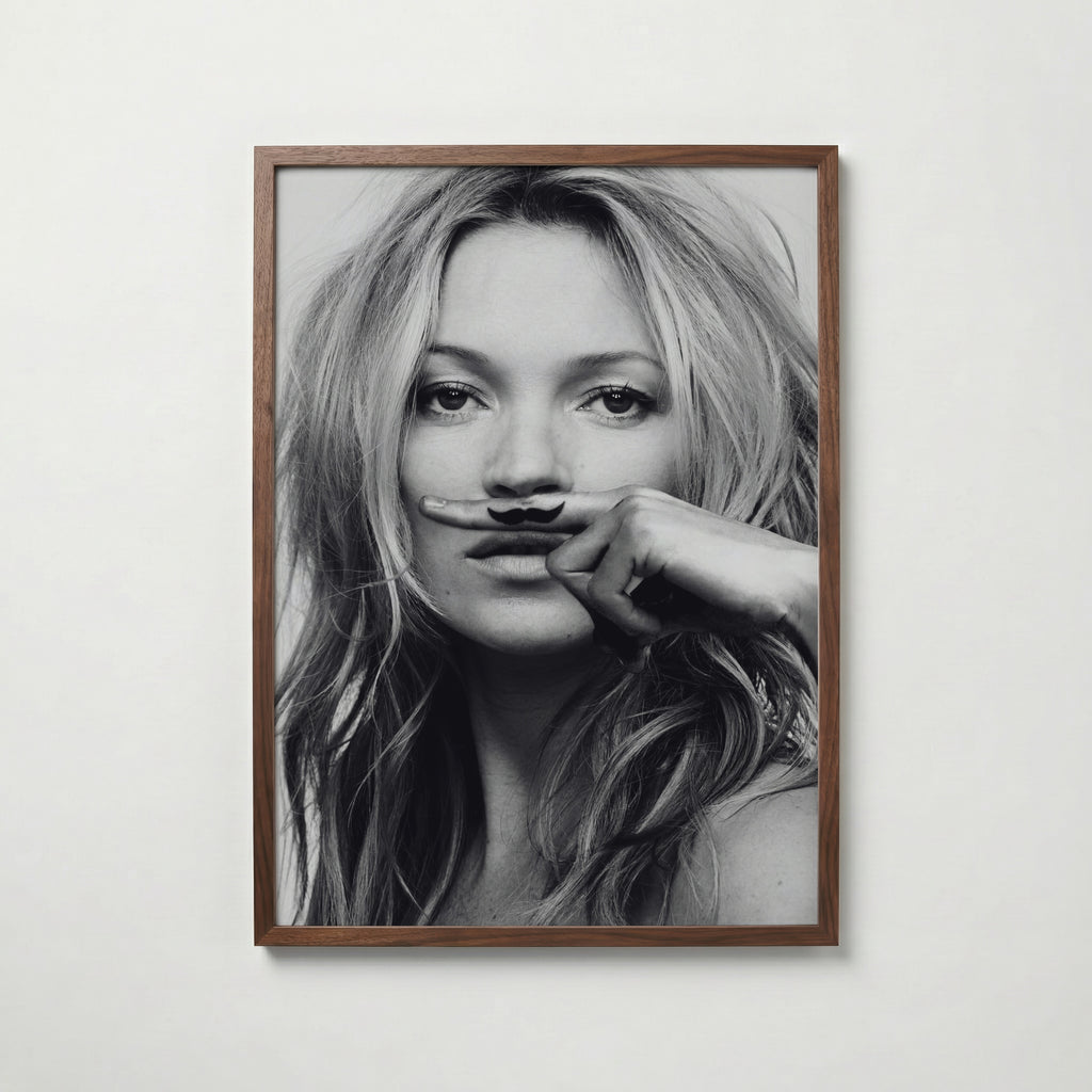 Mustache Muse Poster – valnötsram
